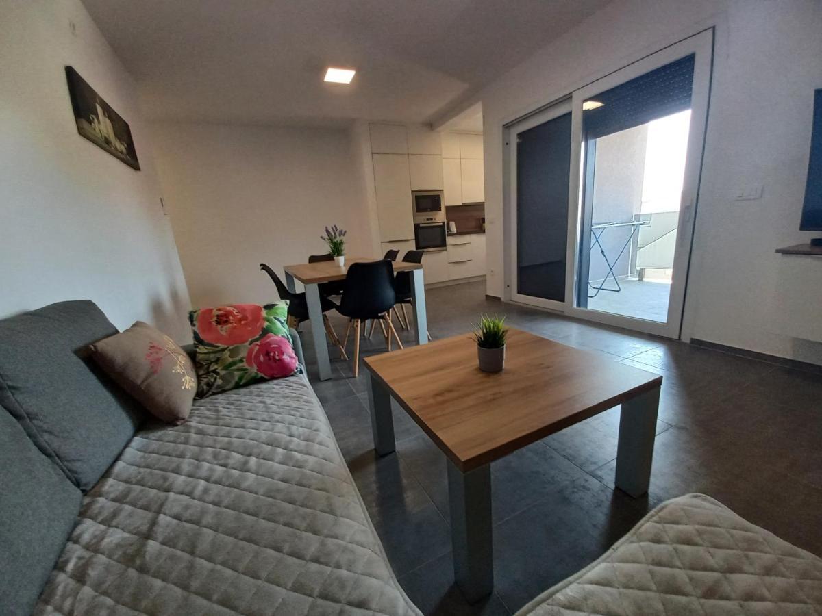 Apartment Martina Vir Exteriér fotografie