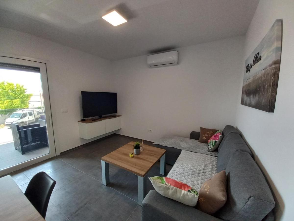Apartment Martina Vir Exteriér fotografie