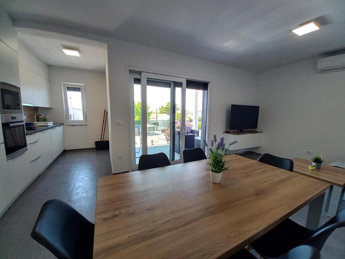 Apartment Martina Vir Exteriér fotografie